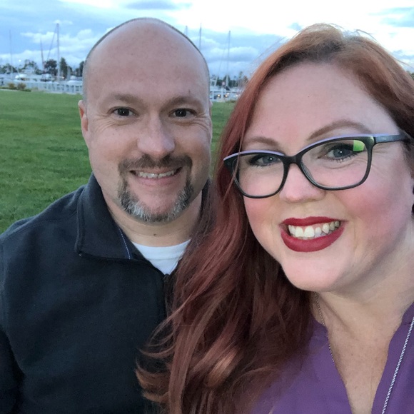 Meet your Posher, Carolyn - Picture 2 of 3